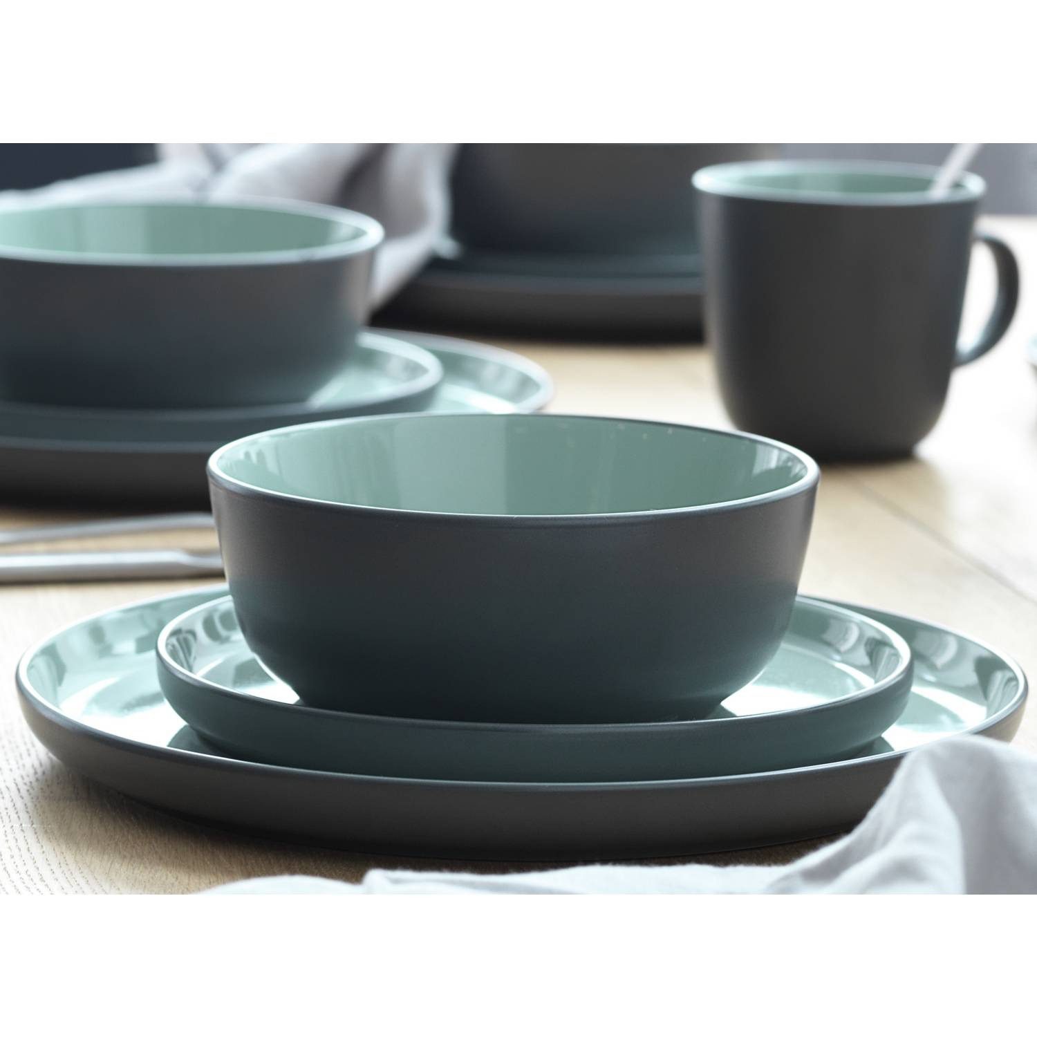 Habitat Two Tone 16 Piece Stoneware Dinner Set